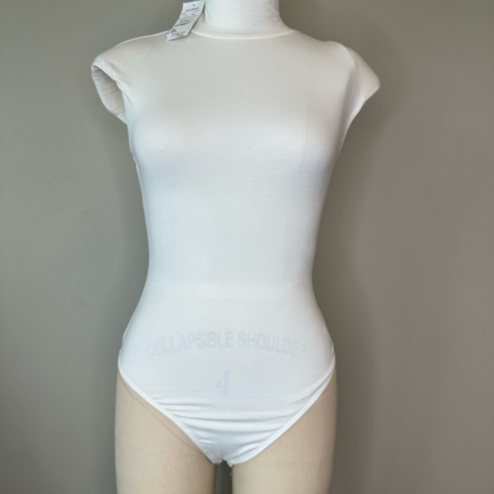 Good American Mock Neck Power Bodysuit - Picture 2 of 4